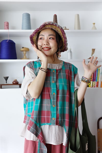 不對稱墜下擺格紋背心16