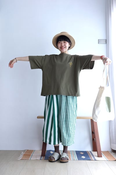 𓏭格紋Ｘ直紋不對稱拼接農夫褲3