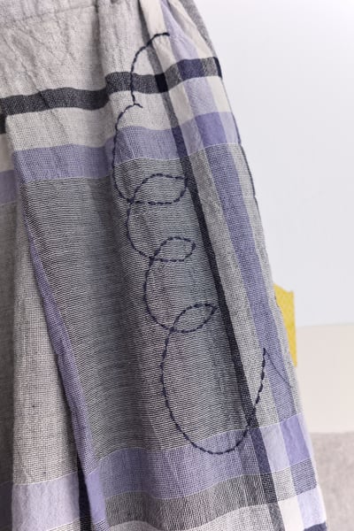 𓏭口袋虛線小麵包刺繡舒服格紋褲23