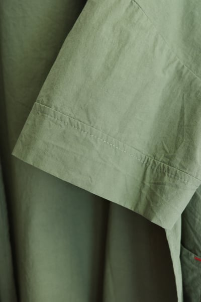 大口袋純色開襟罩衫24