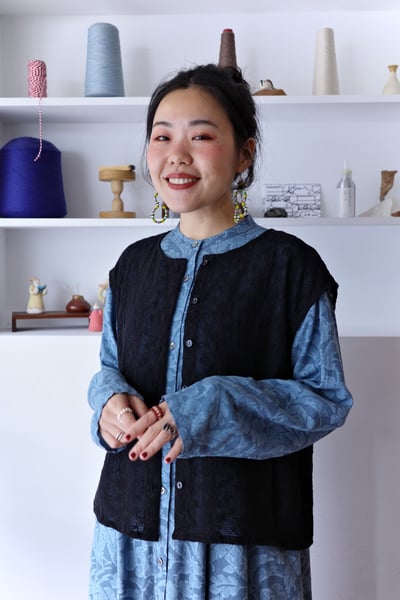 𓏭樹葉織紋下擺壓折針織背心8