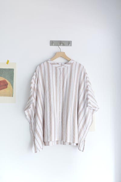 波點緹花直紋鬆身襯衫15