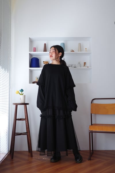 𓏭木耳花邊點綴接袖上衣14