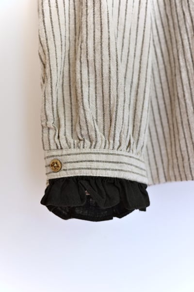 𓏭可拆式領片直紋拼接開襟上衣20