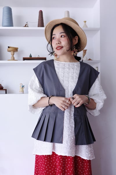 壓摺下擺蕾絲拼接西裝背心11