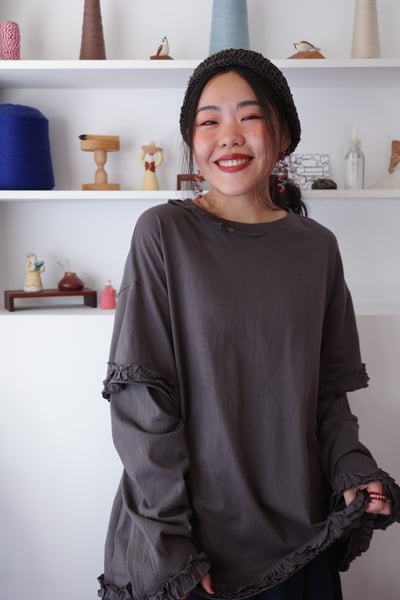 𓏭木耳花邊點綴接袖上衣4