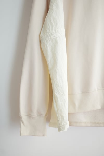 𓏭兩側拼接可調腰身連帽上衣21