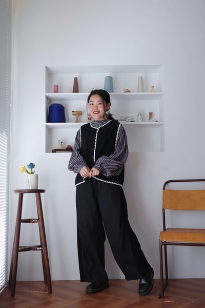 𓏭份量感優雅抓摺袖直紋緹花上衣7