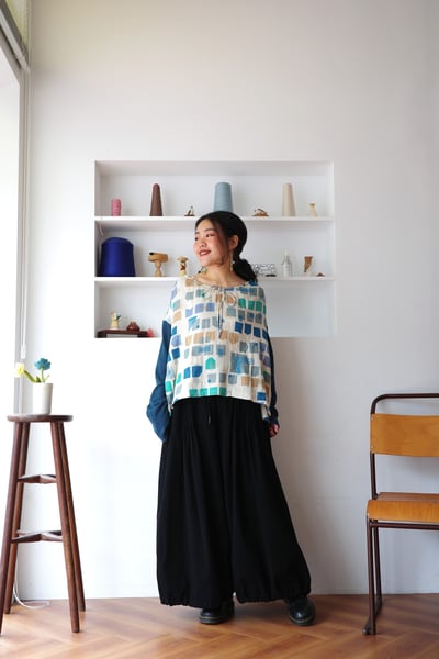 𓏭幾何色塊拼接設計上衣8