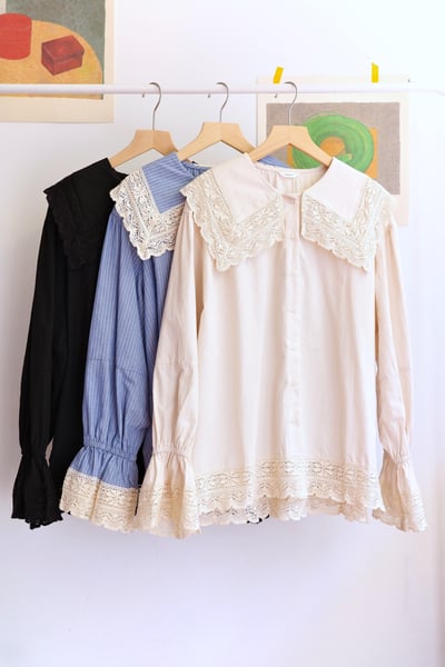 𓏭份量感領片蕾絲拼接襯衫1