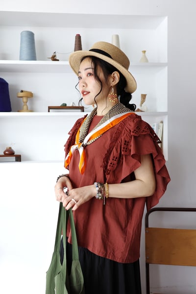 層次菱格鏤空荷葉袖上衣6