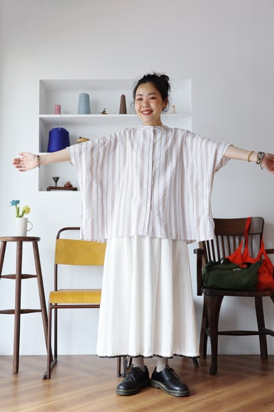 波點緹花直紋鬆身襯衫10