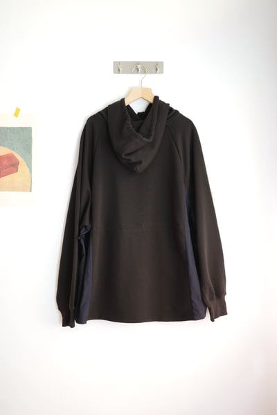 𓏭兩側拼接可調腰身連帽上衣24