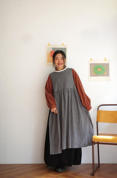 𓏭木耳抽鬚花邊拼接純色襯衫13