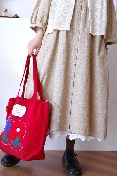 木耳花邊領鏤空雕花背心洋裝襯裙11