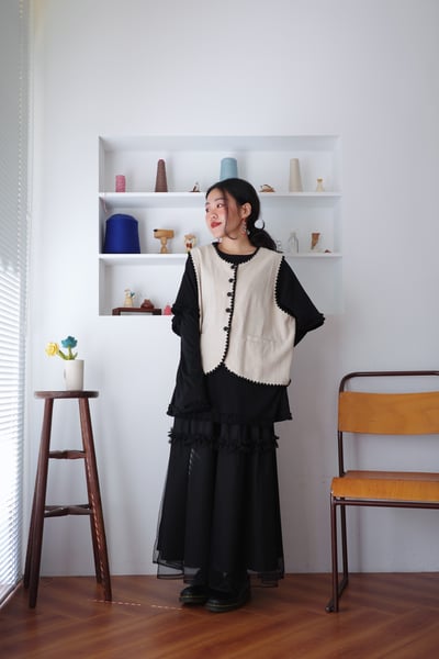 𓏭三角花邊開襟背心14