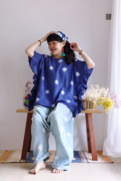 𓏭木耳邊二重紗波點藍染上衣15
