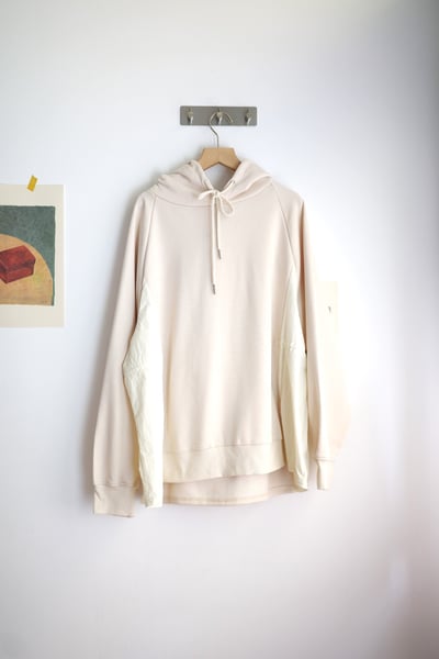 𓏭兩側拼接可調腰身連帽上衣20