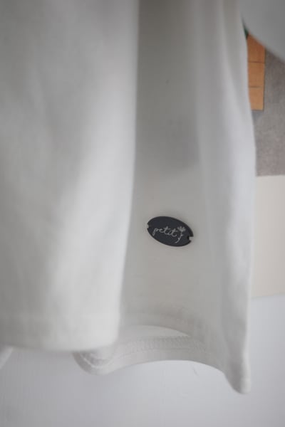 異材質拼接份量感澎袖上衣13