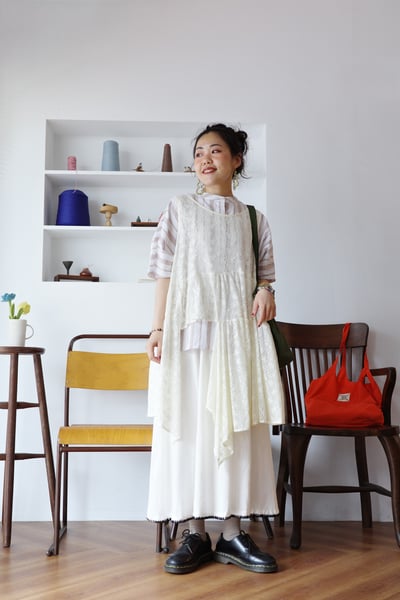 波點緹花直紋鬆身襯衫11