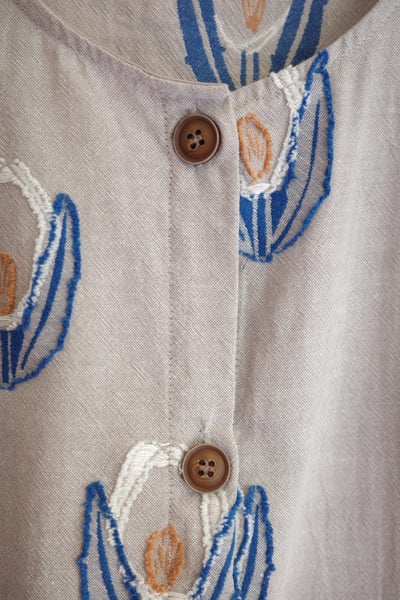 𓏭立體毛邊緹花開襟背心17