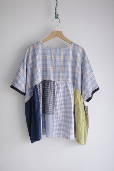 𓏭格紋Ｘ直紋拼接鬆身上衣20