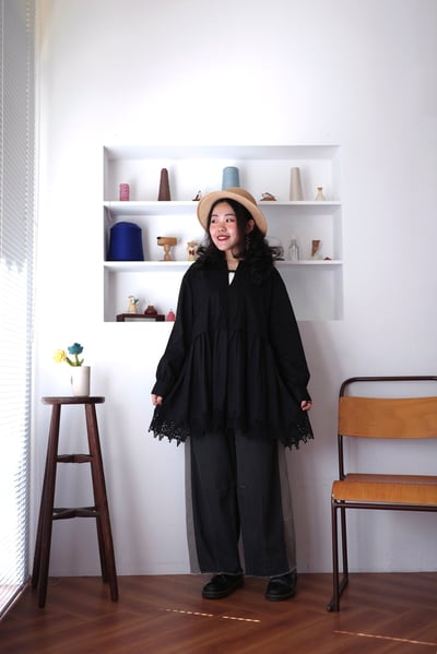 𓏭超修身細絨拼接抽鬚高腰丹寧褲5