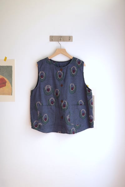 𓏭立體毛邊緹花開襟背心15