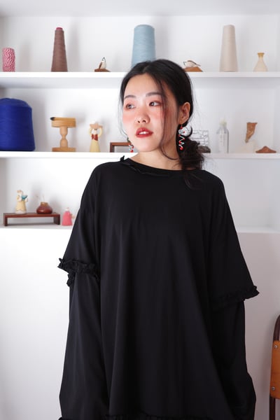 𓏭木耳花邊點綴接袖上衣11