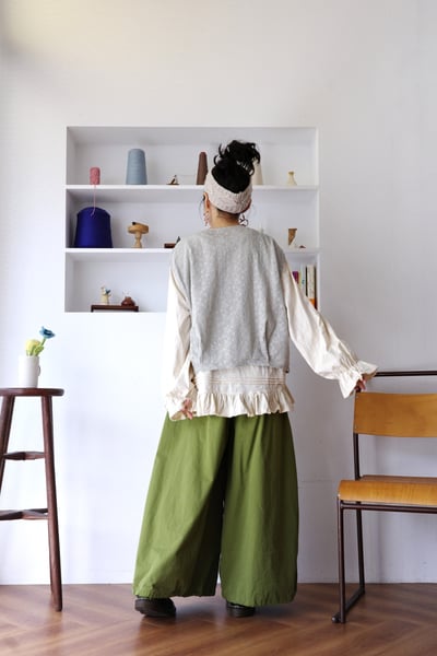 𓏭樹葉織紋下擺壓折針織背心18