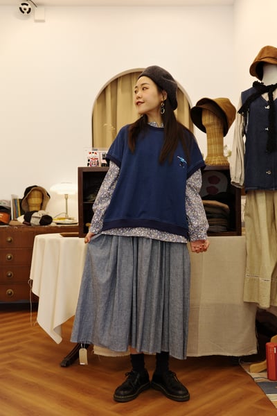 鏤空花朵百摺無袖洋裝3