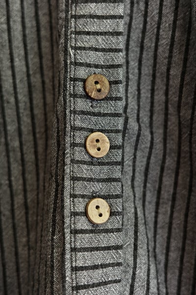 𓏭可拆式領片直紋拼接開襟上衣23