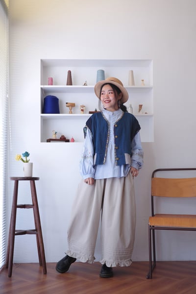 𓏭褲管壓褶木耳花邊繭型褲9