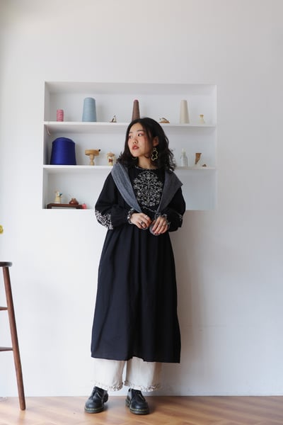 𓏭優雅花邊刺繡洋裝11