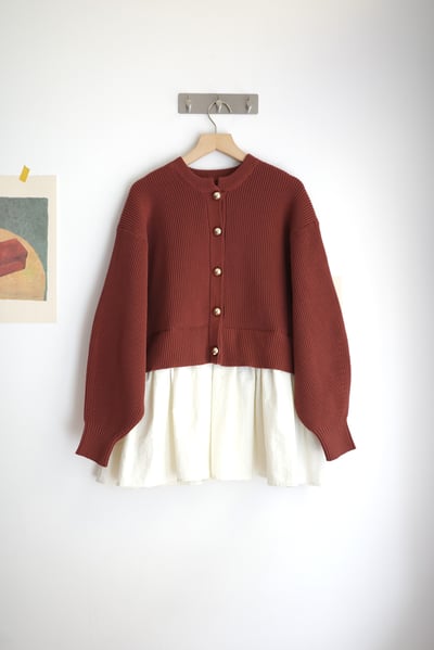 𓏭拼接下擺澎袖針織外罩上衣21