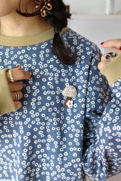 𓏭羅紋拼接小蘑菇別針上衣25