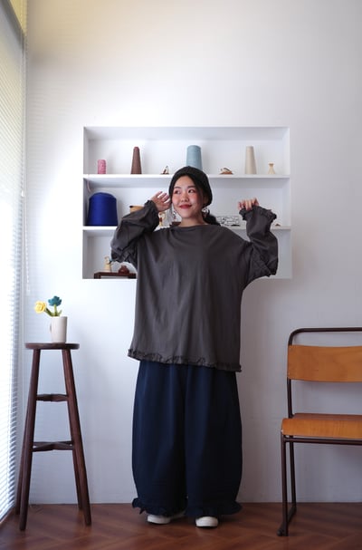 𓏭木耳花邊點綴接袖上衣7