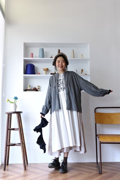 𓏭可拆式領片直紋拼接開襟上衣3