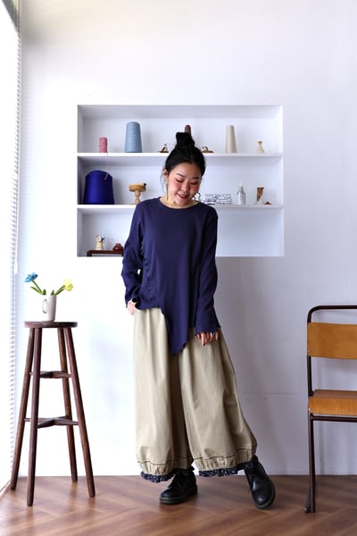 𓏭木耳邊點綴不規則下擺螺紋上衣16