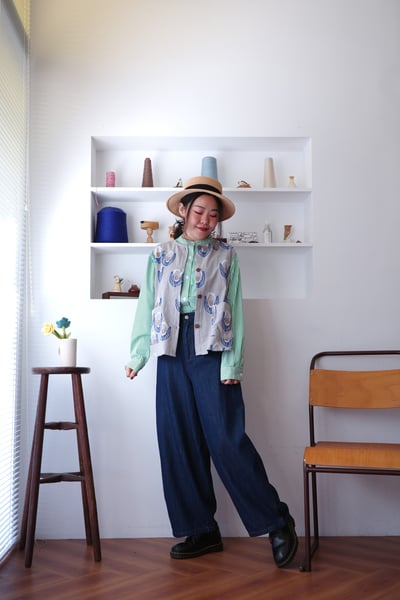 𓏭小貓刺繡直筒丹寧褲 3