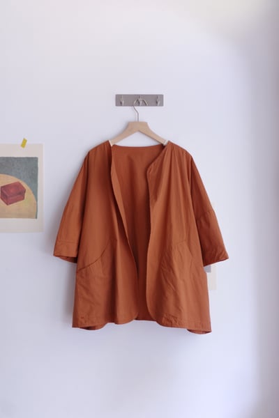 大口袋純色開襟罩衫21