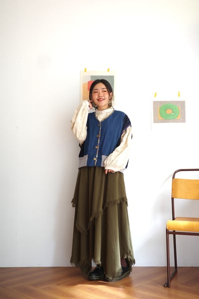 𓏭單寧花布拼接背心6