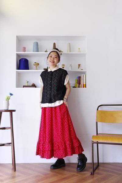 𓏭樹葉織紋下擺壓折針織背心5