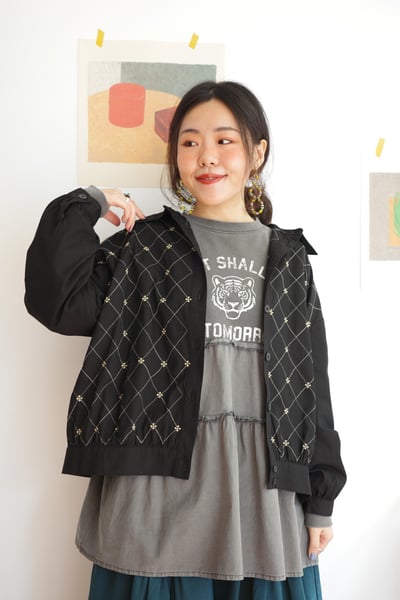 𓏭菱格花花刺繡布勞森襯衫外套10