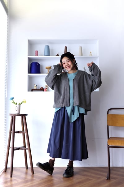 𓏭Ｖ領直紋丹寧短版外套8