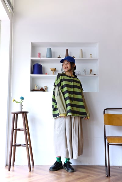 𓏭立體拼接剪裁壓摺寬褲8