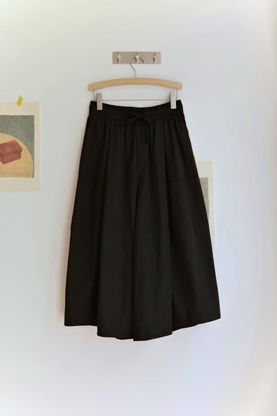 𓏭立體拼接剪裁壓摺寬褲16