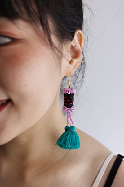 刺繡串珠流蘇耳環19