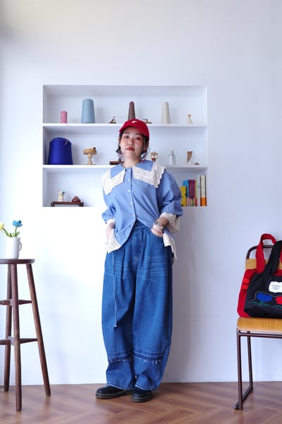 𓏭份量感領片蕾絲拼接襯衫3