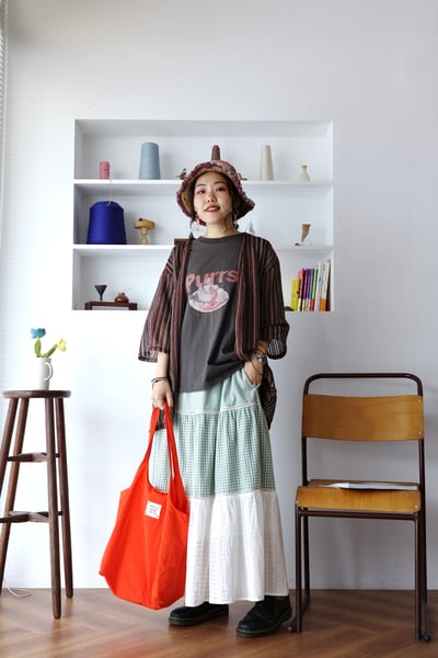 大小格紋蕾絲拼接層次半身裙8